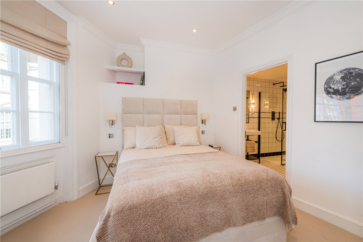 1 bedroom Flat, Brook Street, Mayfair, W1K - Available, Image 9