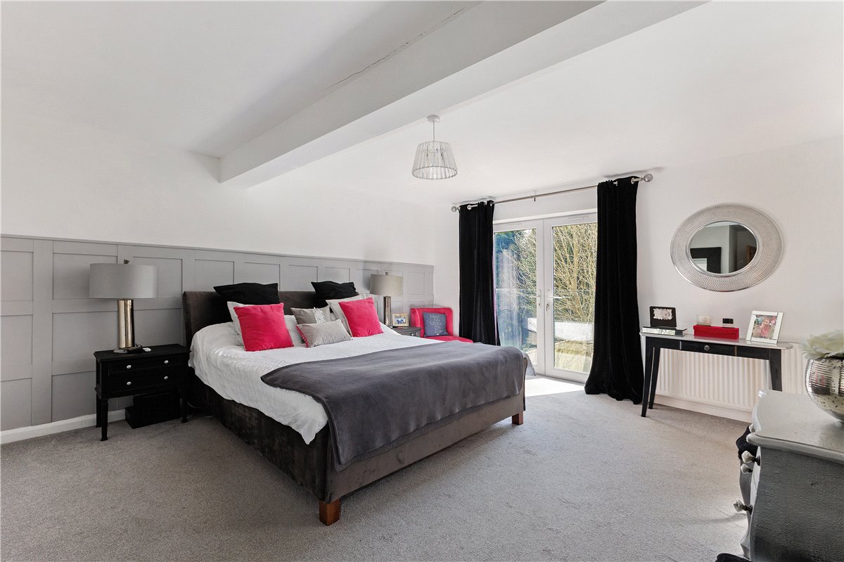 5 bedroom House, Fortunes Field, Broad Hinton, SN4 - Sold, Image 11