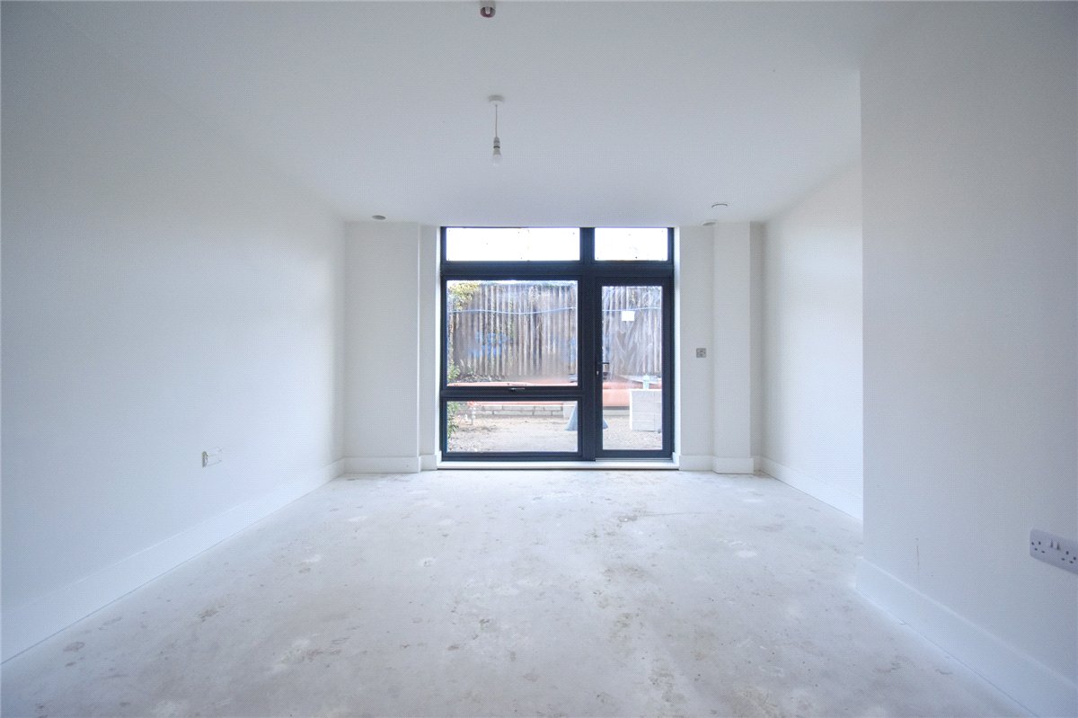 1 bedroom Flat, Station Road, Histon, CB24 - Available, Image 3