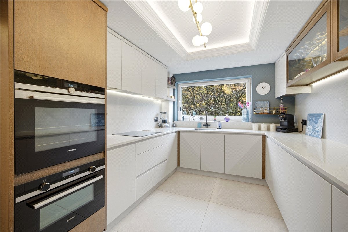 3 bedroom Flat, Apartment 5, Esplanade Court, 2 St. Marys Walk, HG2 - Sold, Image 3