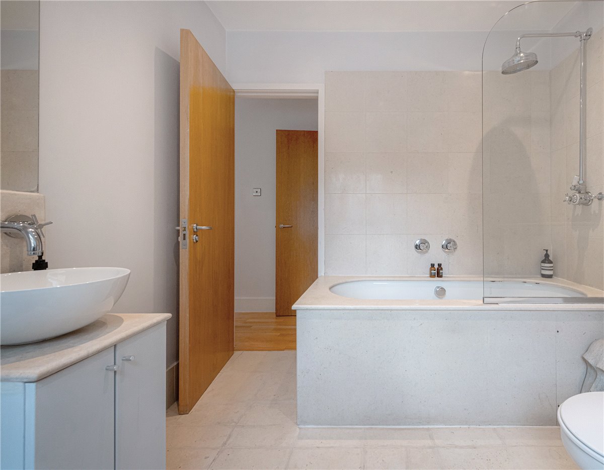 2 bedroom House, Woodstock Mews, London, W1G - Available, Image 11