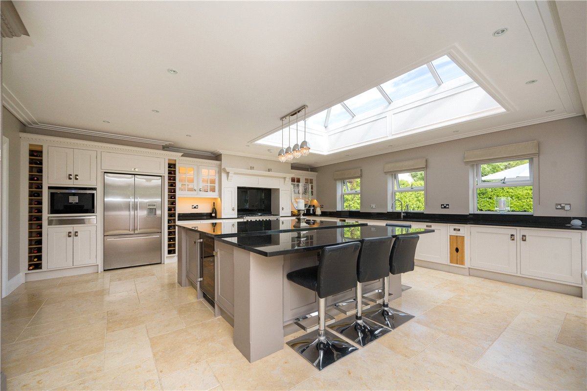 5 bedroom House, Fulwith Mill Lane, Harrogate, HG2 - Available, Image 3