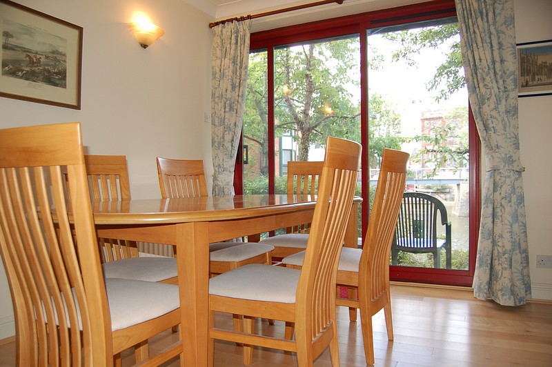2 bedroom Flat, Watermans Reach, Brook Street, OX1 - , Image 6