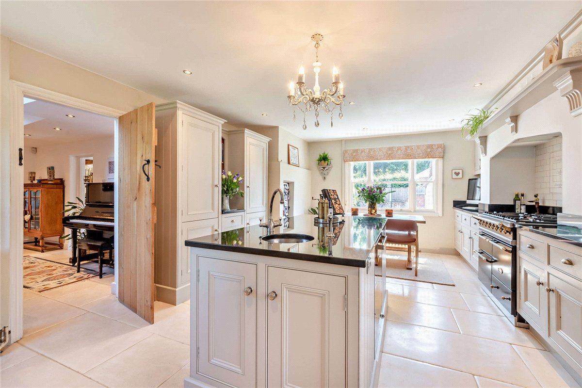 5 bedroom House, High Street, Chieveley, RG20 - Sold STC, Image 14