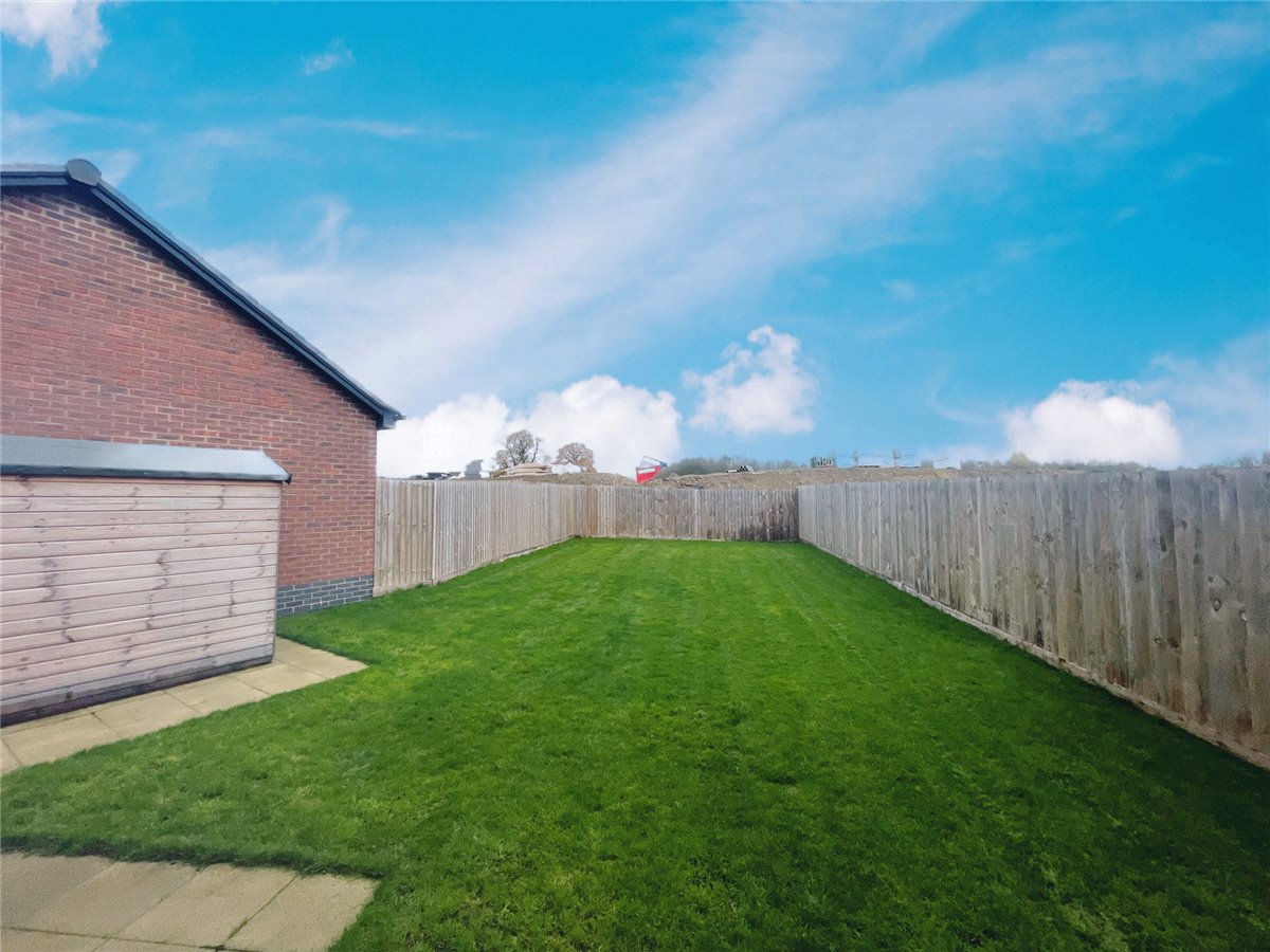 3 bedroom House, Rye Crescent, Curbridge, OX29 - Let Agreed, Image 10