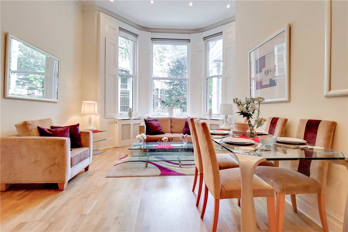 1 bedroom Flat, Ashburn Gardens, South Kensington, SW7 - Available