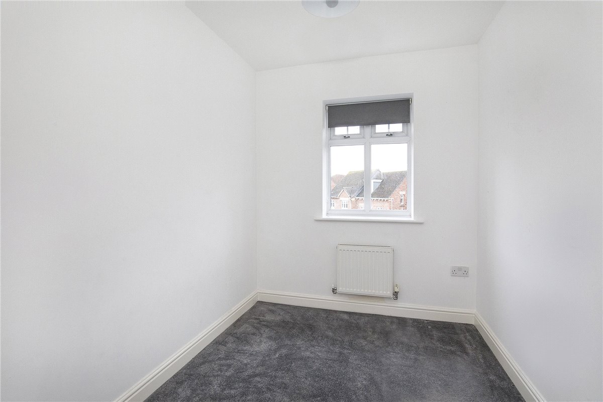 4 bedroom House, Bloomingdale Court, Woolley Grange, S75 - , Image 8