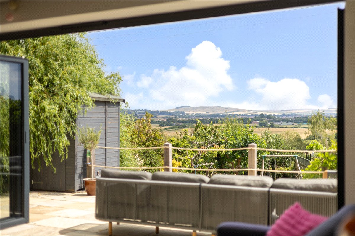 4 bedroom House, Bremhill, Calne, SN11 - Available, Image 12