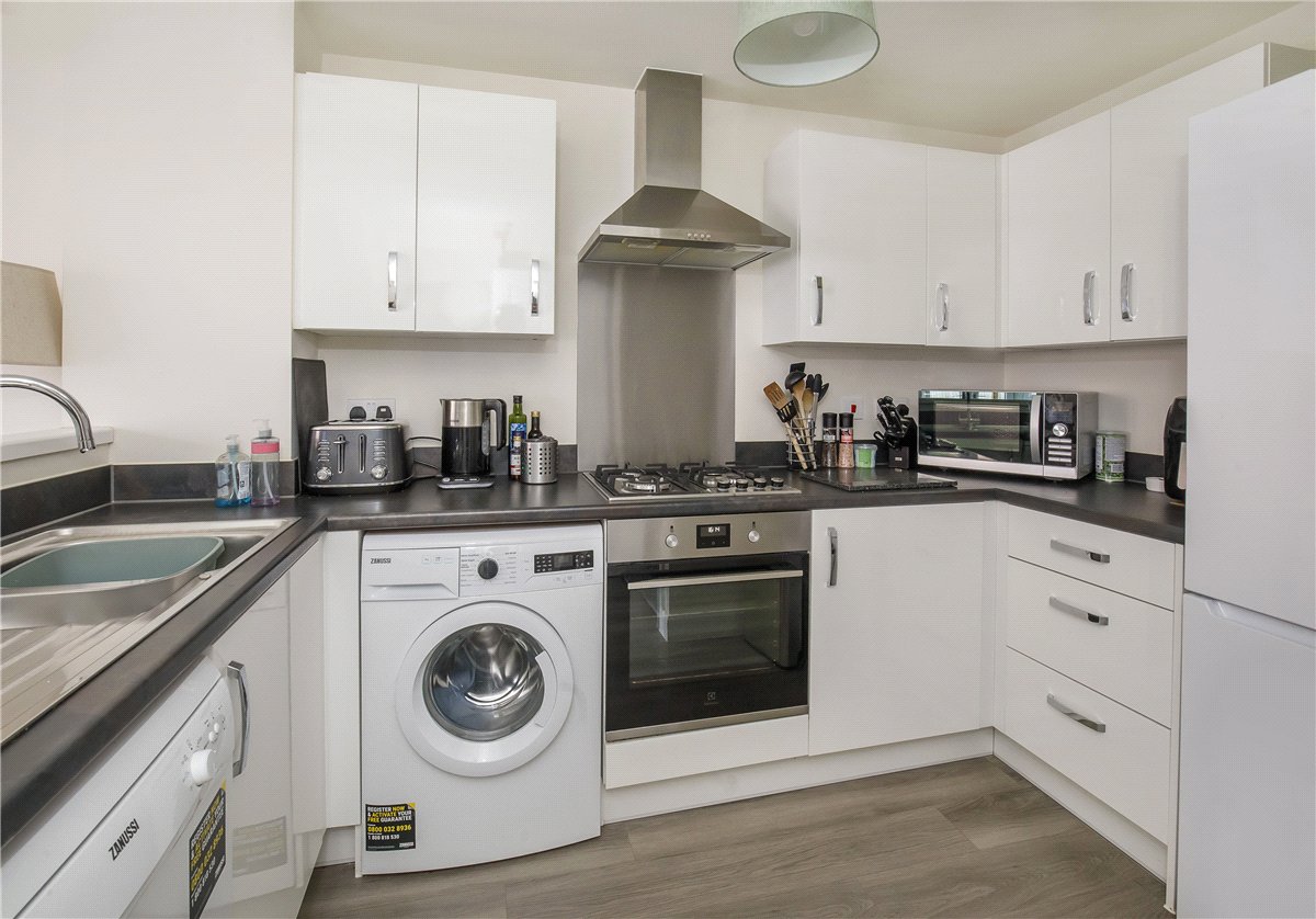 4 bedroom House, Pearl Drive, Worksop, S81 - , Image 2