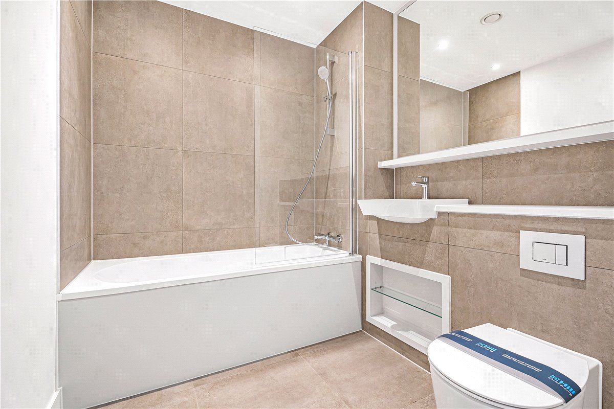 3 bedroom Flat, Munda Way, Oxford, OX2 - Let Agreed, Image 12