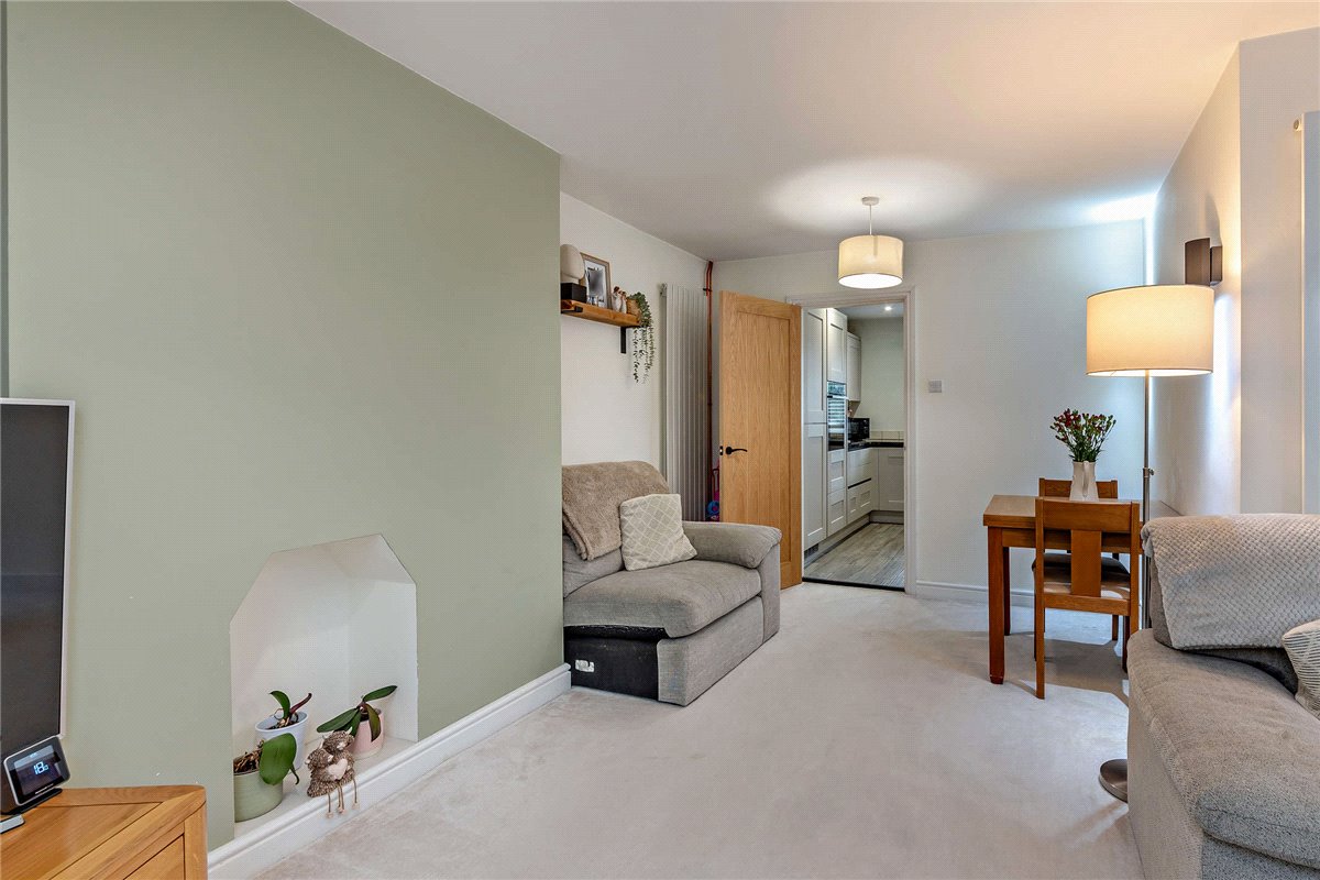 3 bedroom House, Copnor Close, Woolton Hill, RG20 - Sold, Image 11