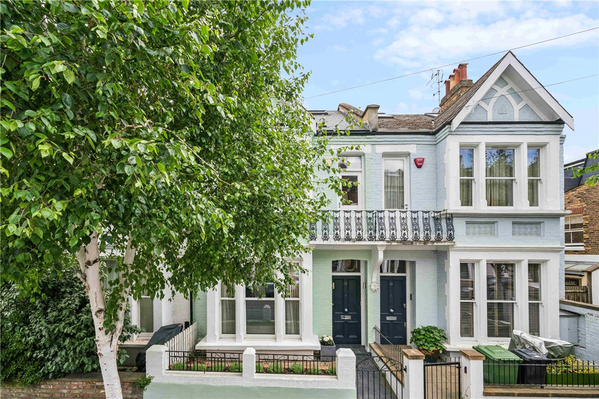 4 bedroom House, Tournay Road, London, SW6 - Available, Image 4