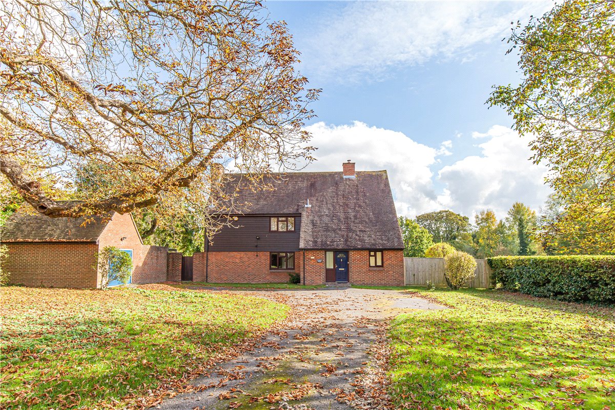 4 bedroom House, Church Lane, South Moreton, OX11 - , Image 13