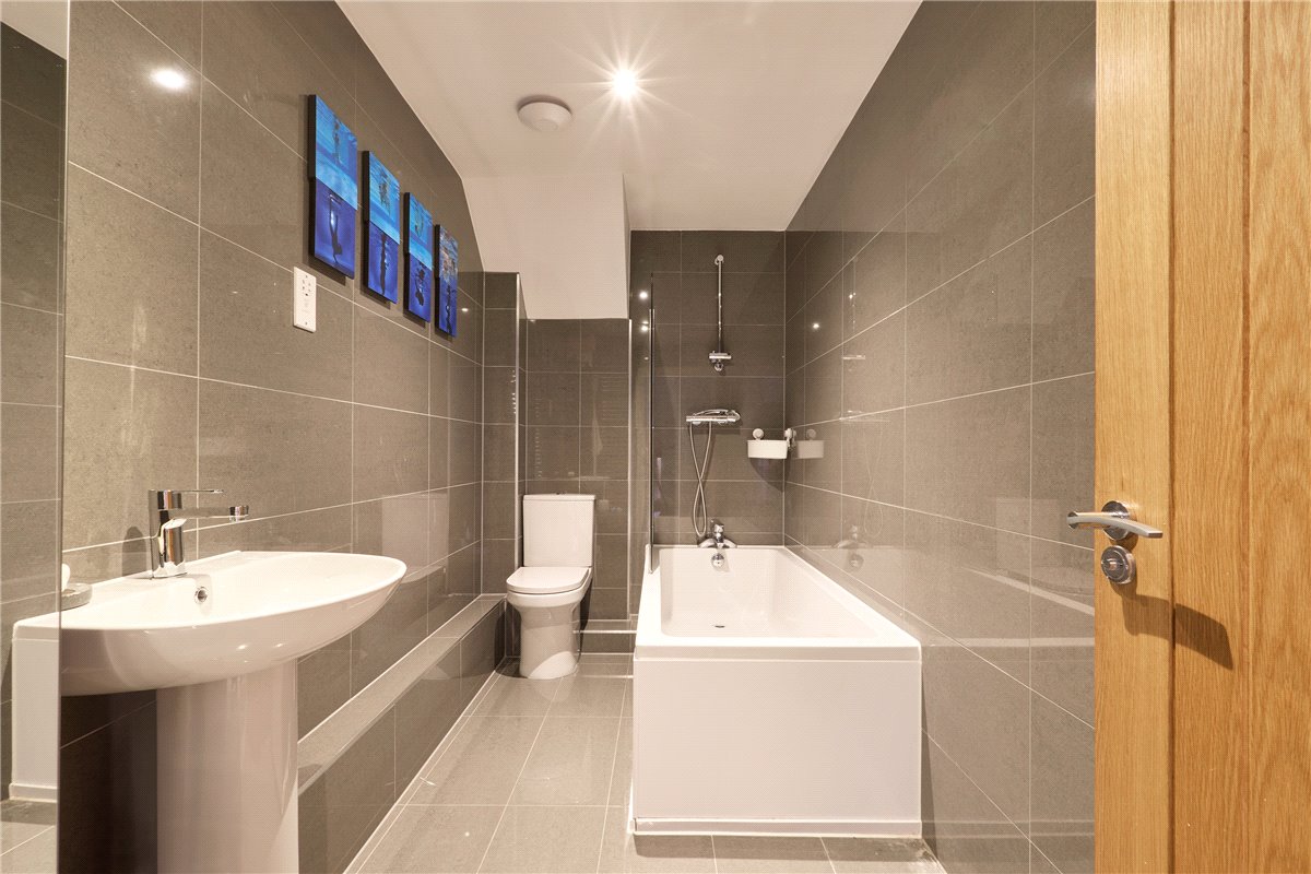 4 bedroom House, Brinkley Road, Burrough Green, CB8 - Available, Image 4