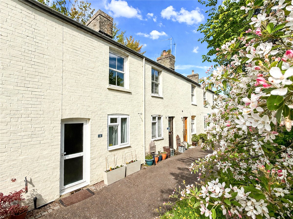 2 bedroom House, Rivar Place, Sleaford Street, CB1 - Available