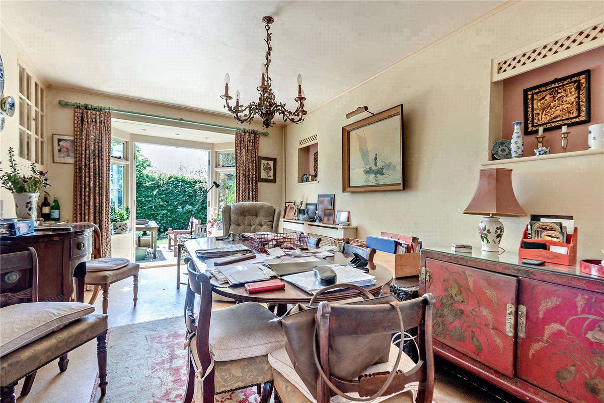 4 bedroom House, The Thicket, Leckhampstead, RG20 - Available, Image 4