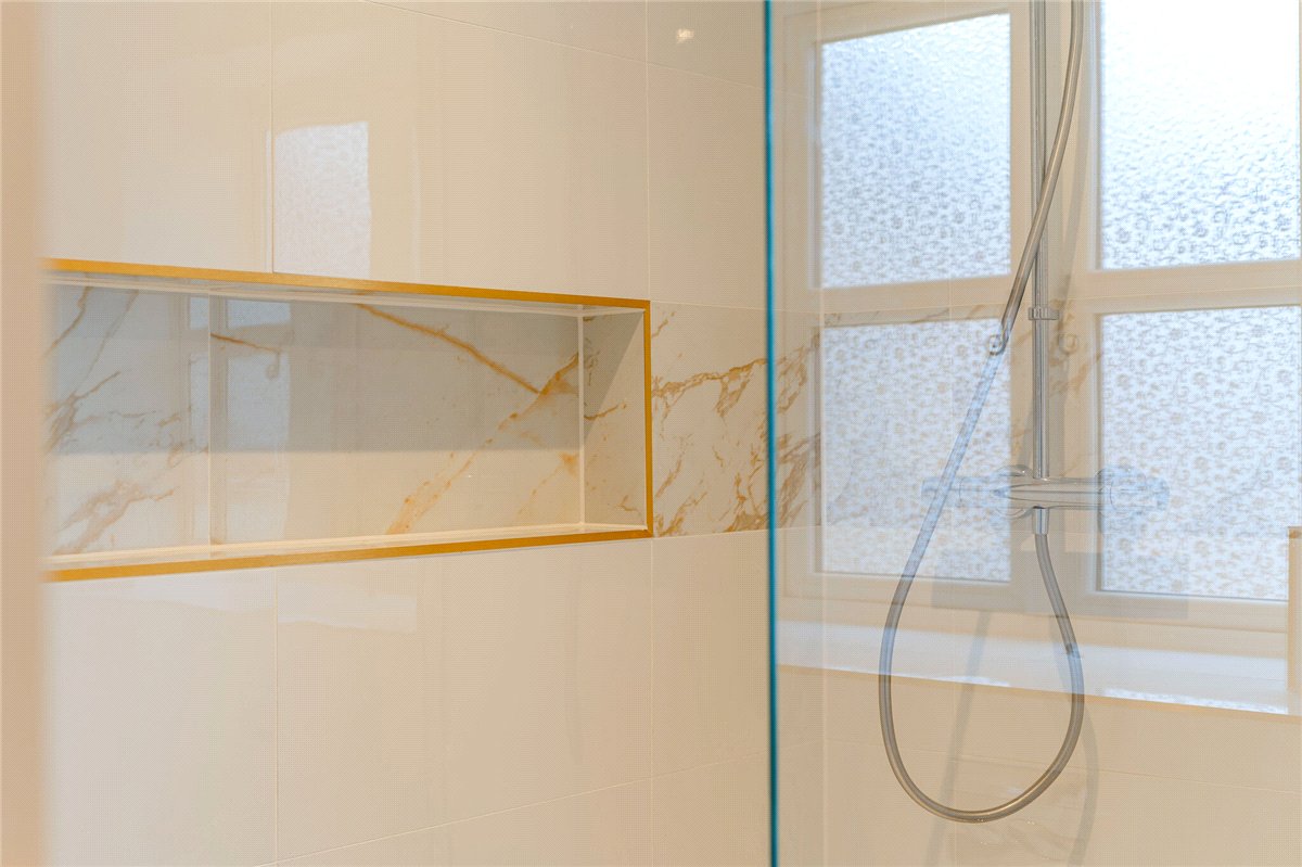 2 bedroom Cottage, Ram Alley, Ashford Hill, RG19 - Available, Image 2