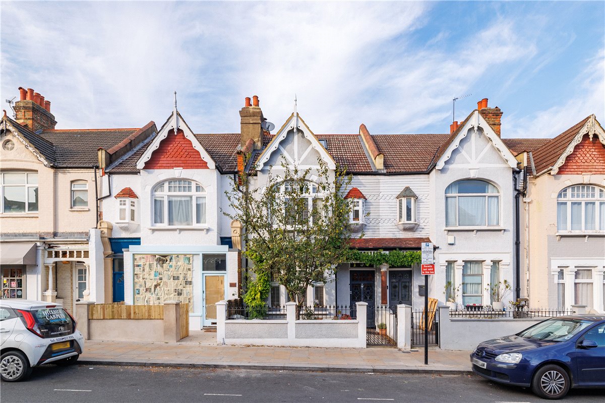 4 bedroom House, Replingham Road, London, SW18 - Sold, Image 3