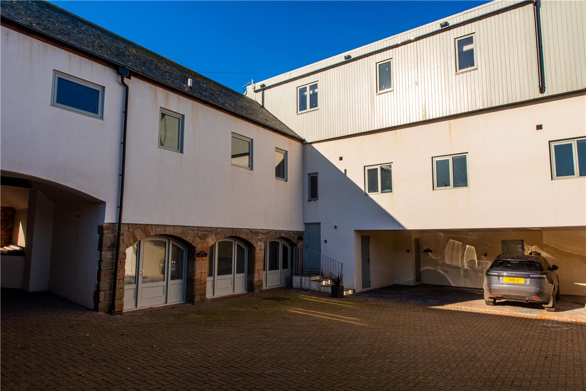 2 bedroom Flat, Farne House, 12 Crewe Street, NE68 - Available, Image 4