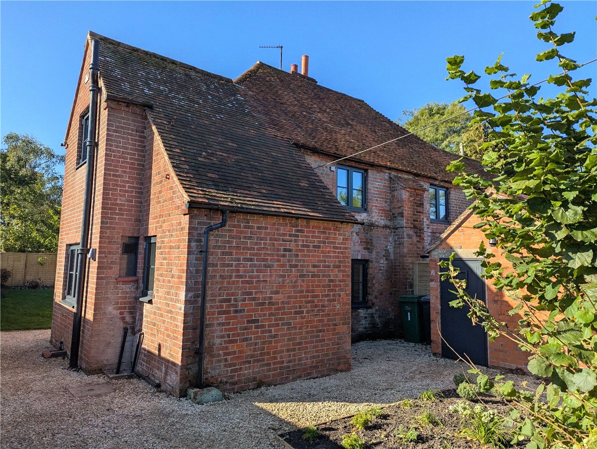 3 bedroom Cottage, Enborne Street, Enborne, RG14 - Sold STC, Image 1