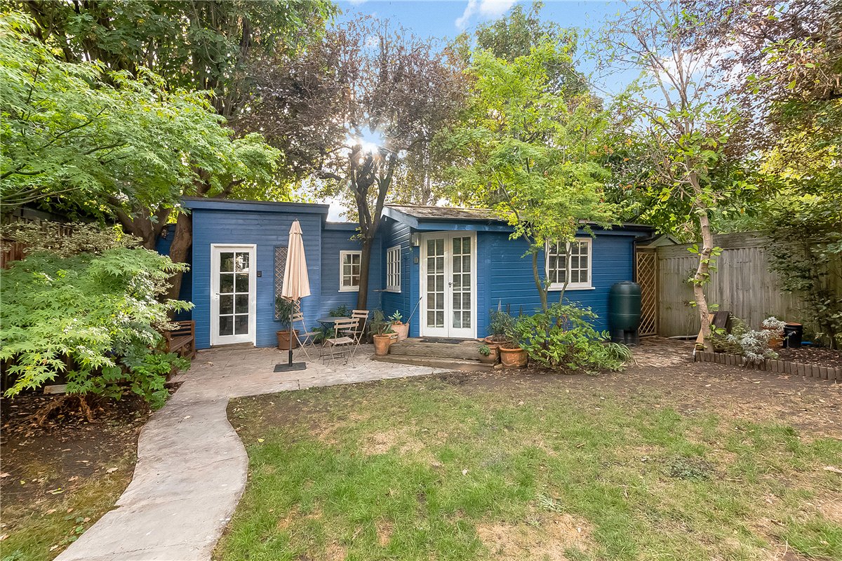 4 bedroom House, Ellerton Road, London, SW18 - Available, Image 1