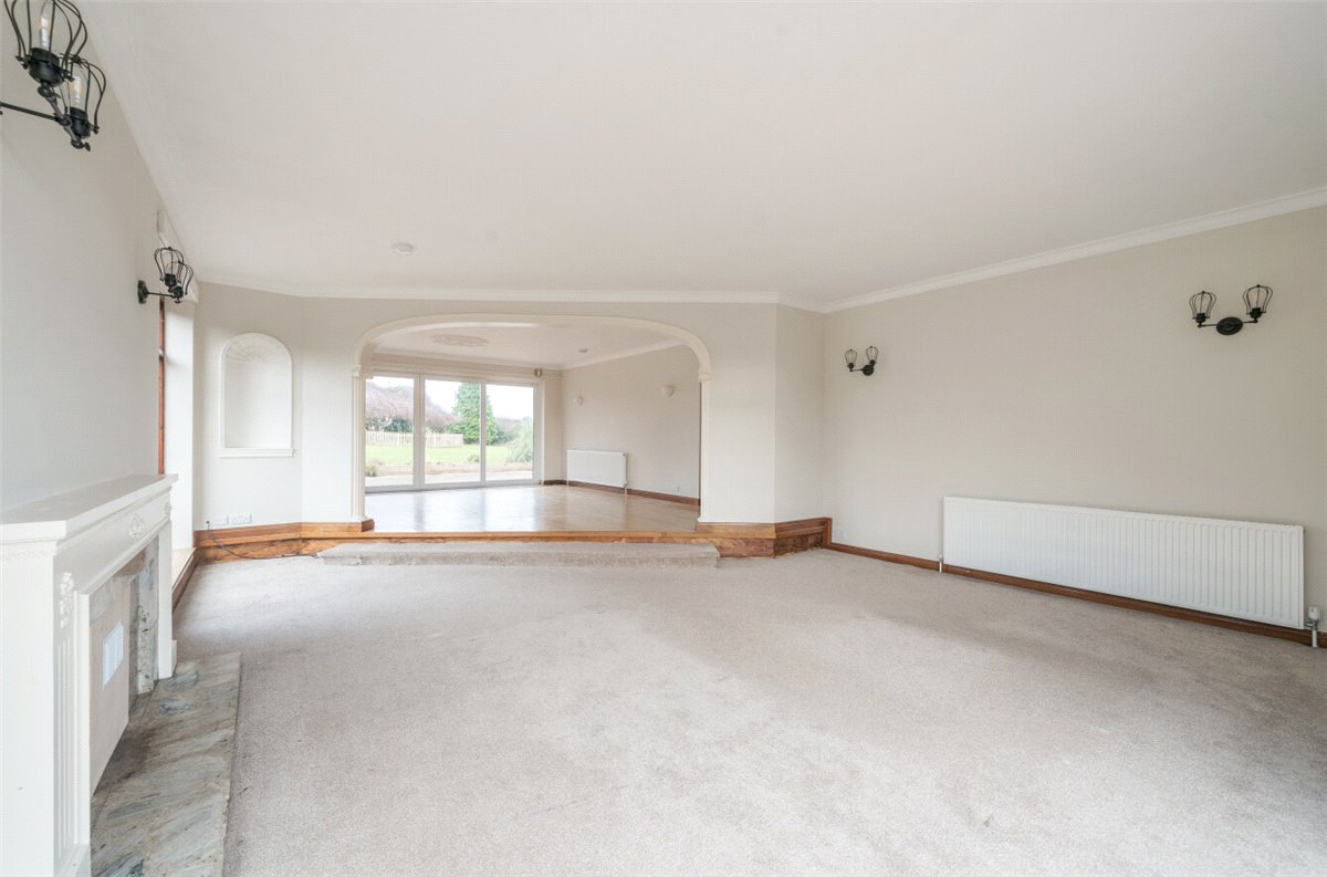 4 bedroom Bungalow, Darnford Lane, Lichfield, WS14 - Available, Image 5