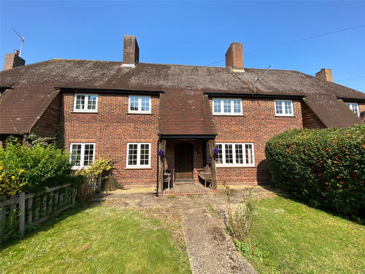3 bedroom Cottage, New Cottages, Redenham, SP11 - Available