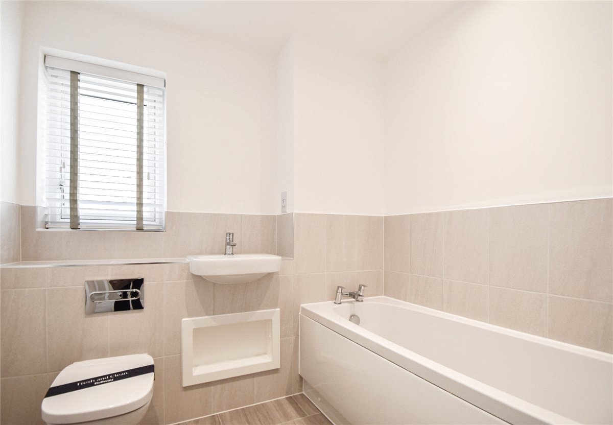 3 bedroom House, Saffron Way, Cherry Hinton, CB1 - Available, Image 6