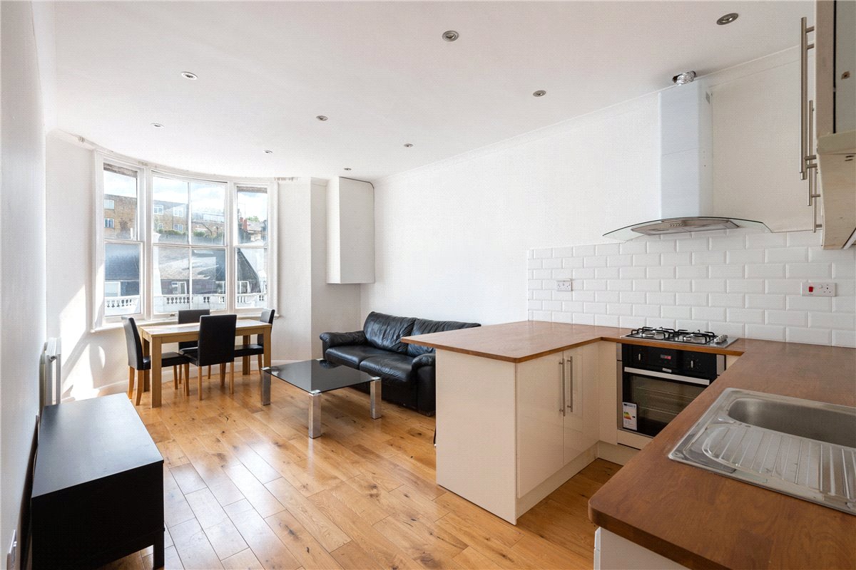 2 bedroom Flat, Gloucester Terrace, Bayswater, W2 - Sold