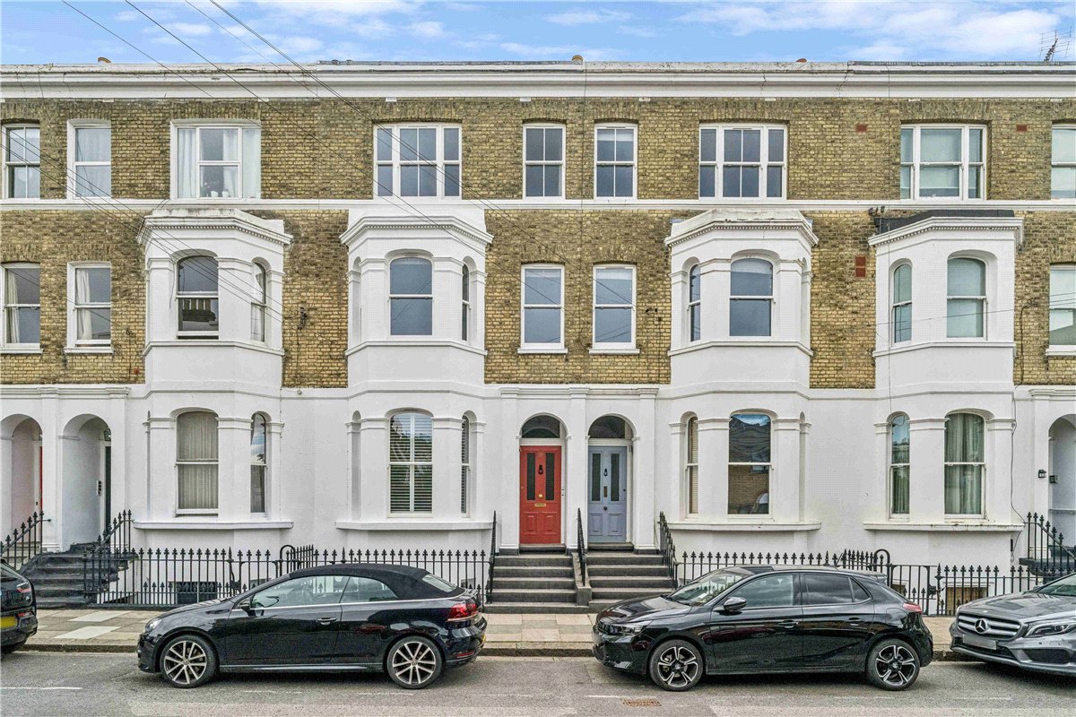 3 bedroom Flat, Westcroft Square, London, W6 - Available, Image 2