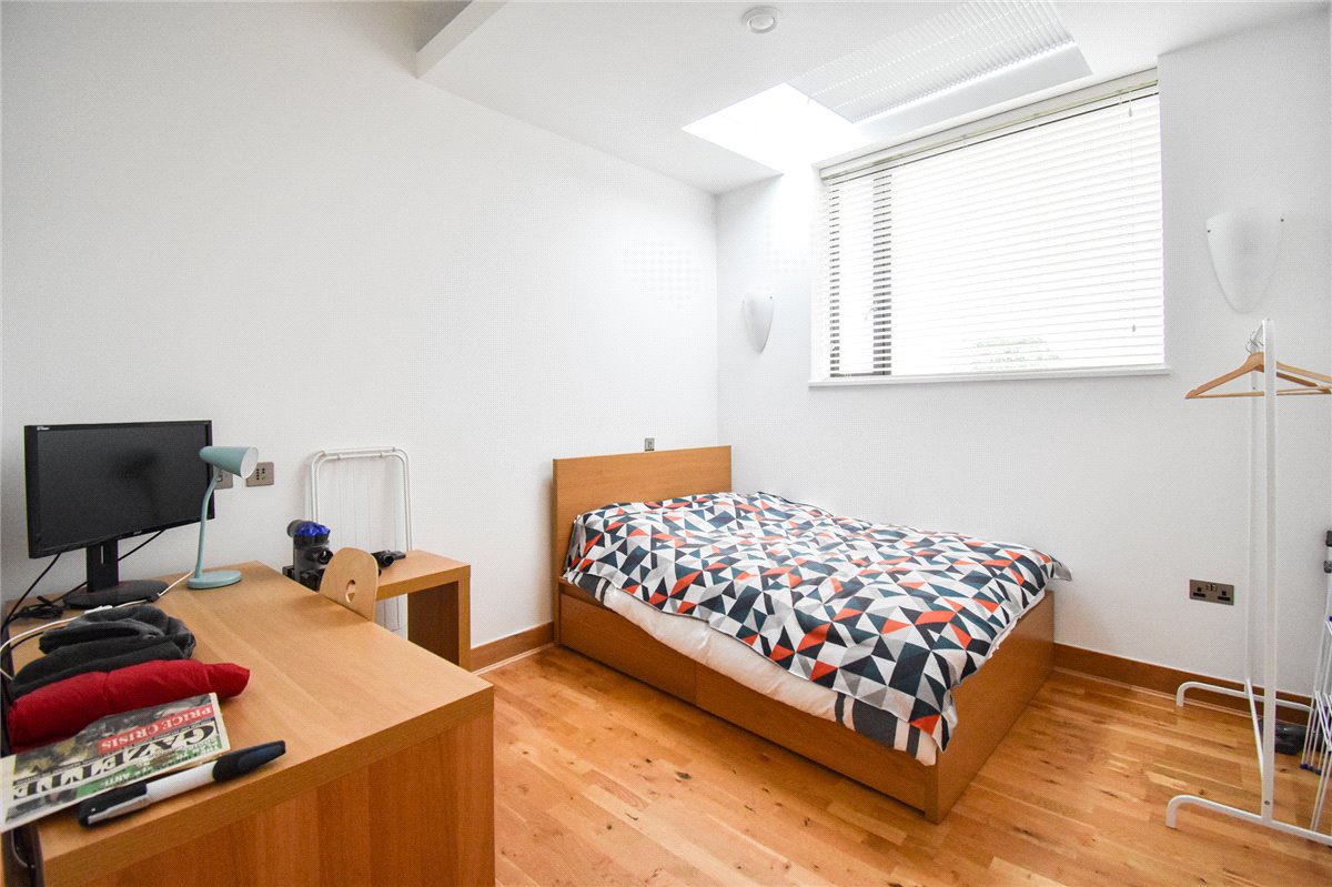 2 bedroom Flat, Christ's Lane, Cambridge, CB1 - Sold STC, Image 11