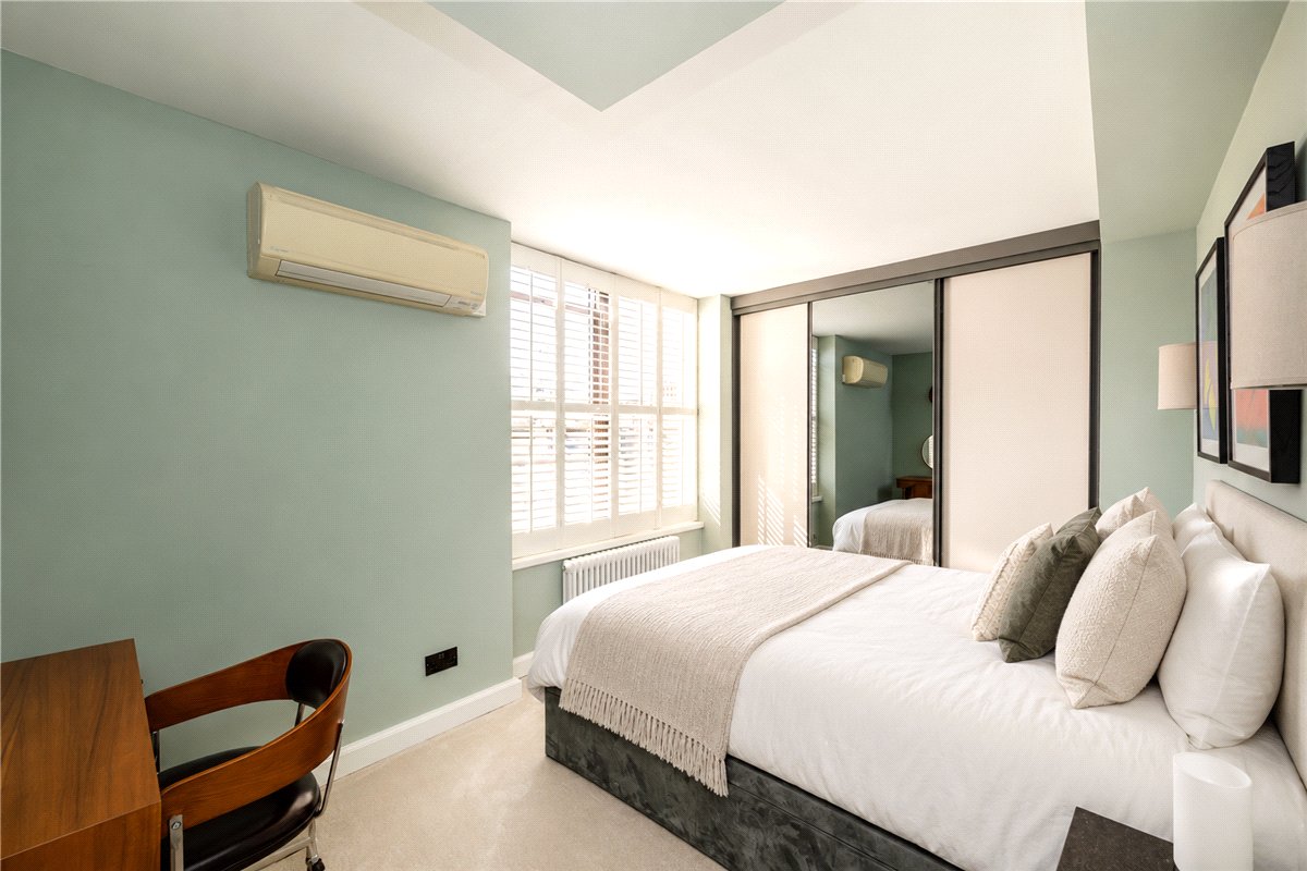 2 bedroom Residential, Albemarle Street, Mayfair, W1S - Available, Image 11