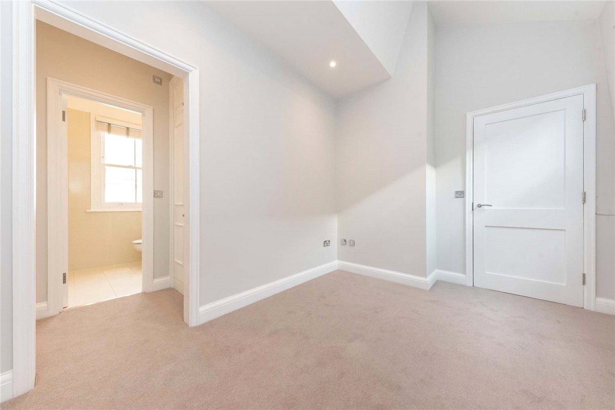 2 bedroom House, Montagu Mews South, Marylebone, W1H - Let Agreed, Image 15