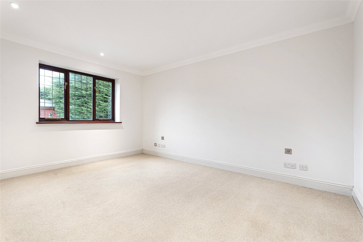 4 bedroom Residential, Nash Lee Lane, Wendover, HP22 - Available, Image 16