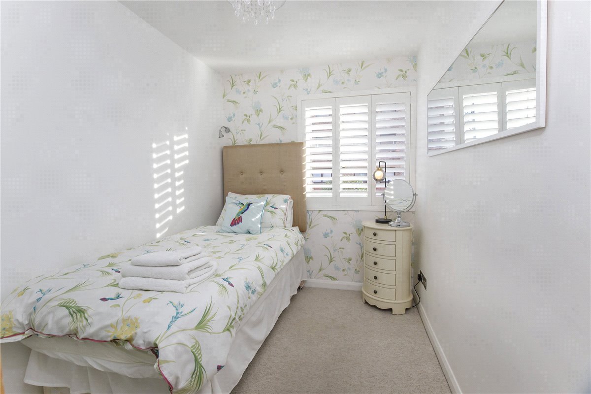 2 bedroom Flat, Postern Close, York, YO23 - , Image 9