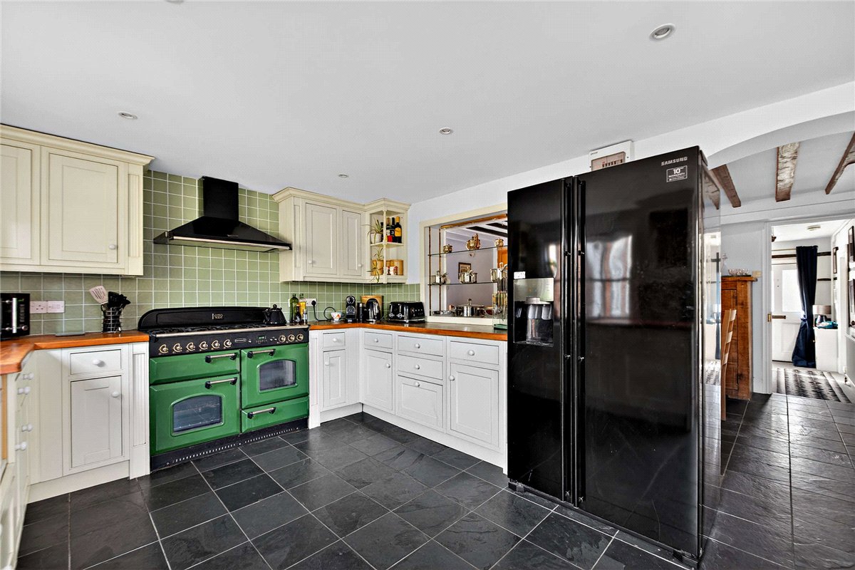 4 bedroom House, George Street, Kingsclere, RG20 - Available, Image 5