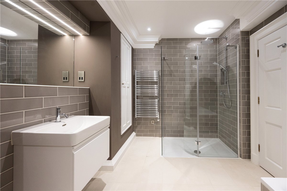 2 bedroom Flat, Shrewsbury, Ledston Hall, Back Newton Lane, WF10 - , Image 12