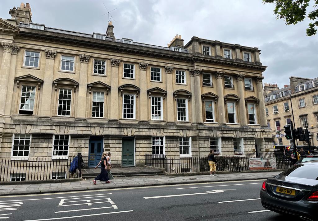 555 Sq Ft, 26 Queen Square, Bath, BA1 - Available