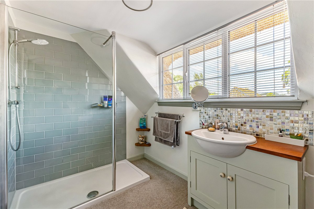 3 bedroom House, Woodborough, Pewsey, SN9 - Available, Image 16