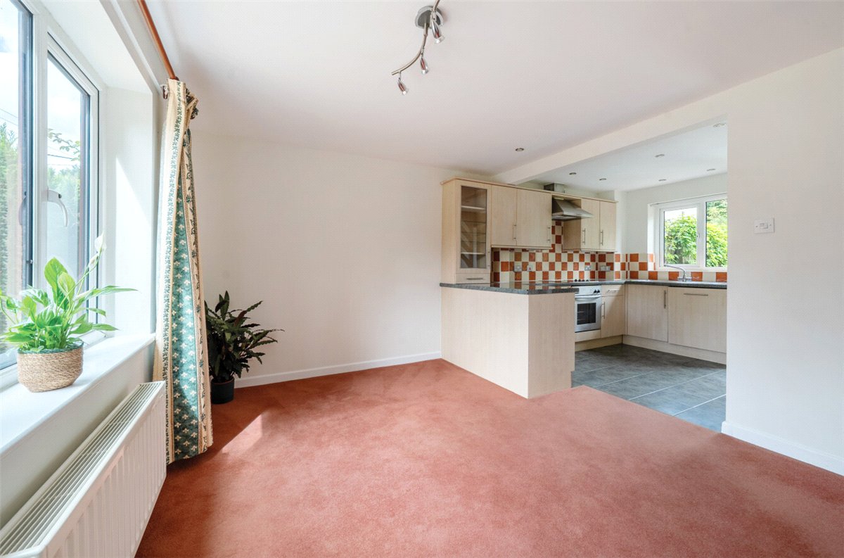 3 bedroom House, Yatesbury, Wiltshire, SN11 - Available, Image 4