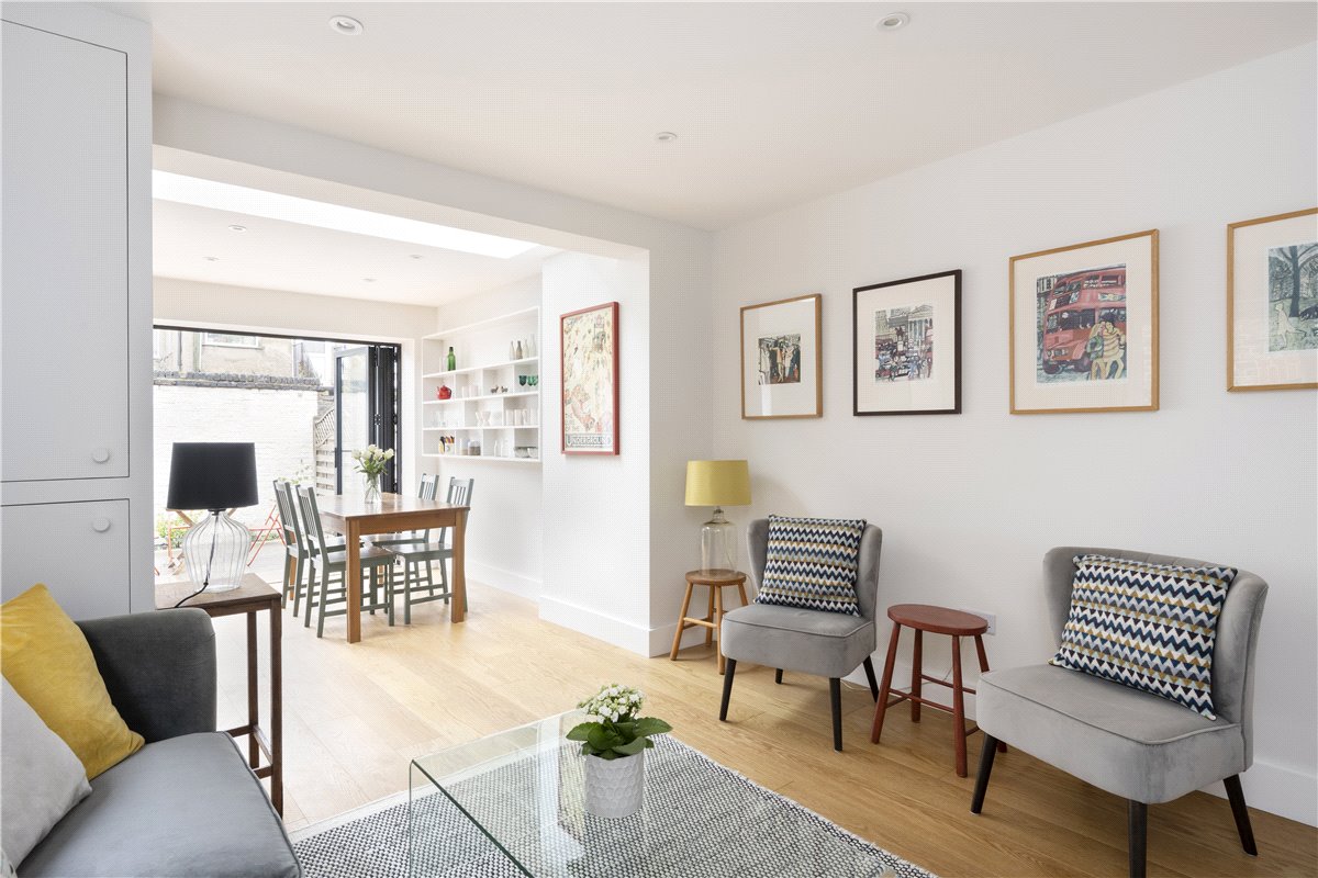 2 bedroom Maisonette, Boundary Road, London, SW19 - Sold, Image 10