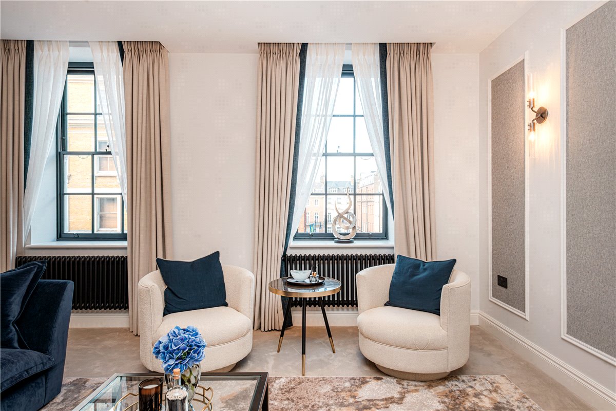 3 bedroom Flat, Curzon Street, Mayfair, W1J - Available, Image 8