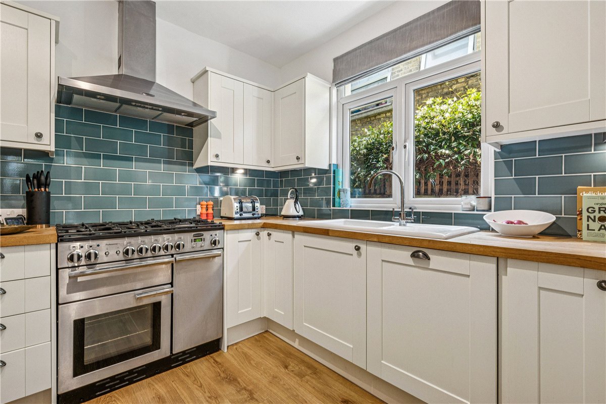 2 bedroom Flat, Aslett Street, London, SW18 - Under Offer, Image 4