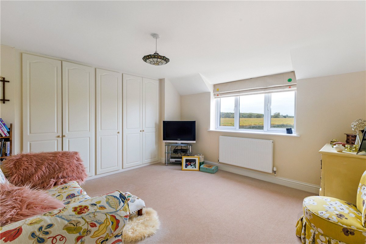 6 bedroom House, The Barton, Clyffe Pypard, SN4 - Available, Image 17