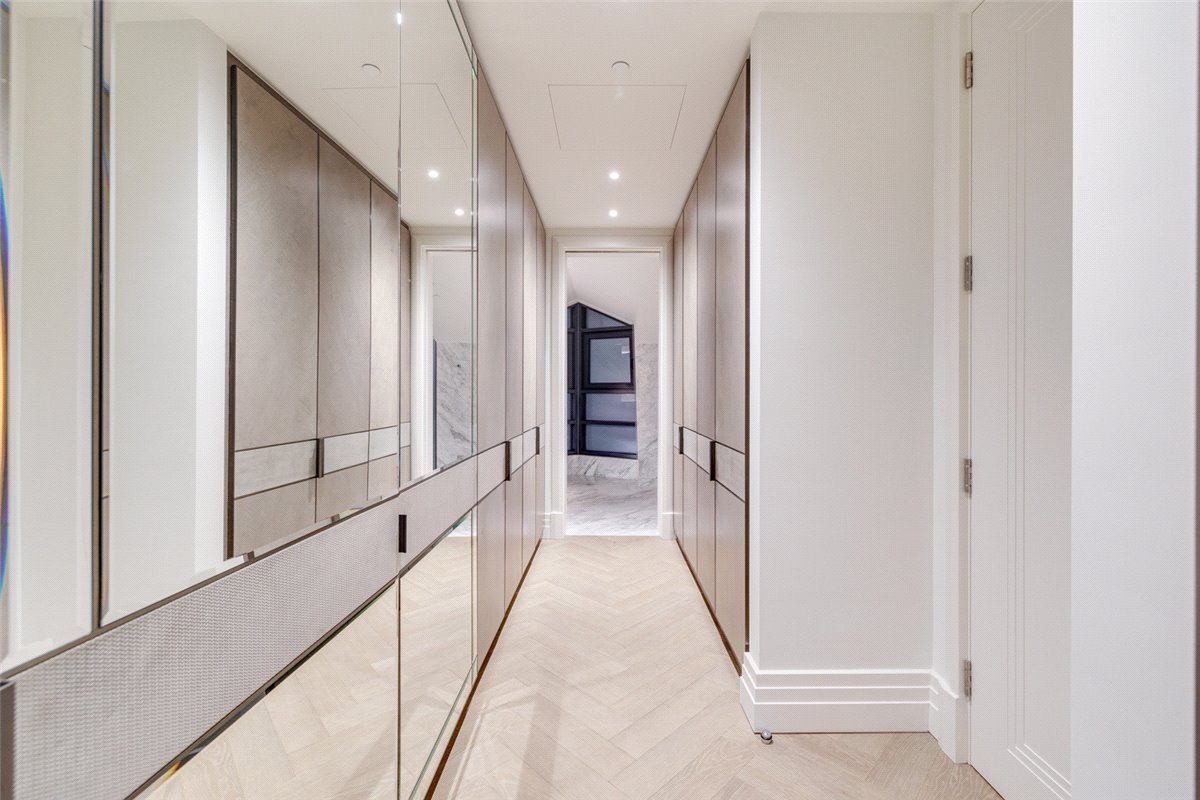 3 bedroom Flat, Kensington Gardens Square, Bayswater, W2 - Available, Image 39