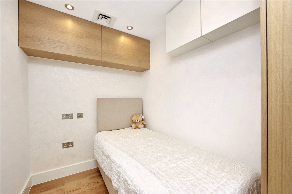 1 bedroom Flat, Lancelot Place, Knightsbridge, SW7 - Available, Image 5