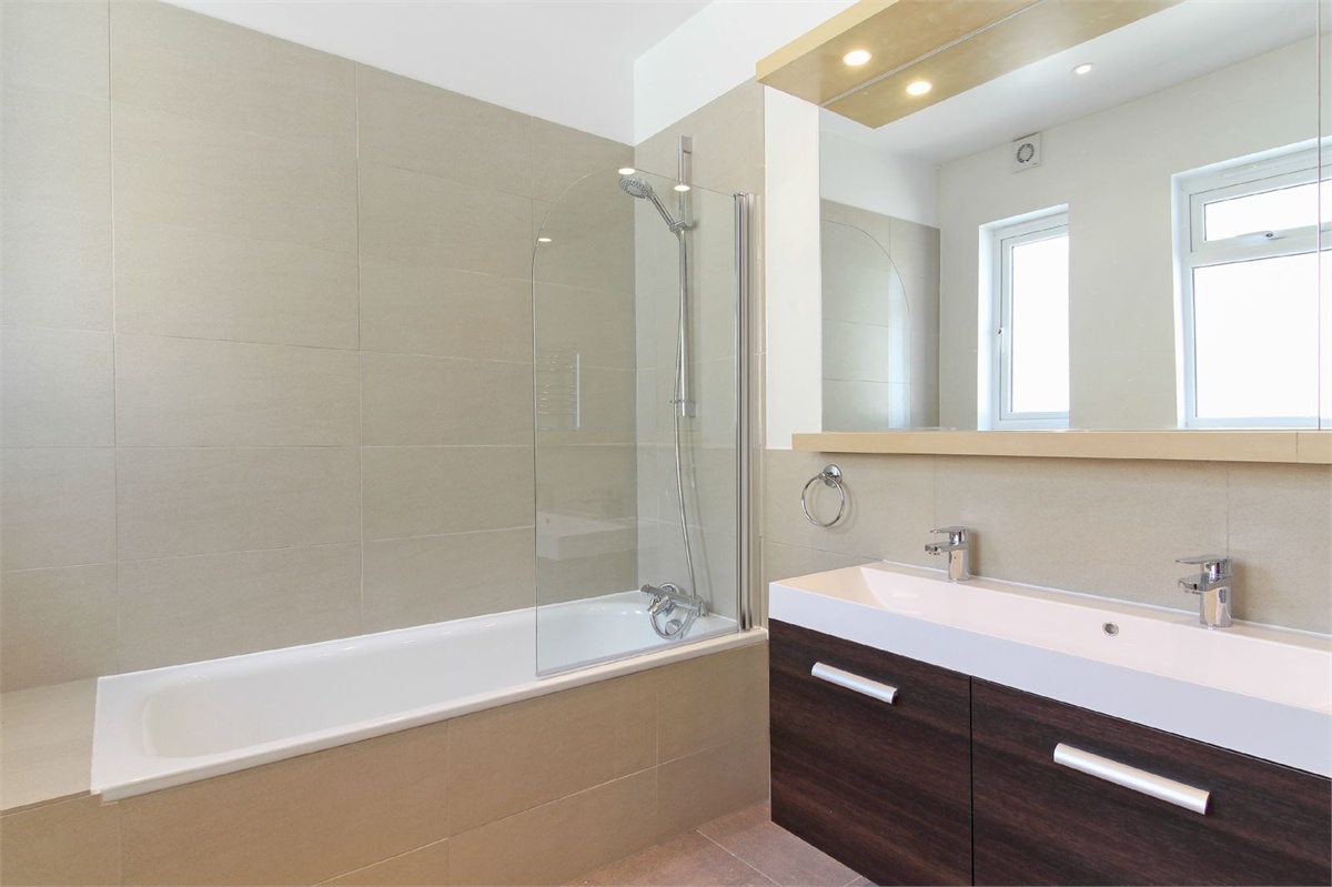 5 bedroom House, Magdalen Road, London, SW18 - Available, Image 5