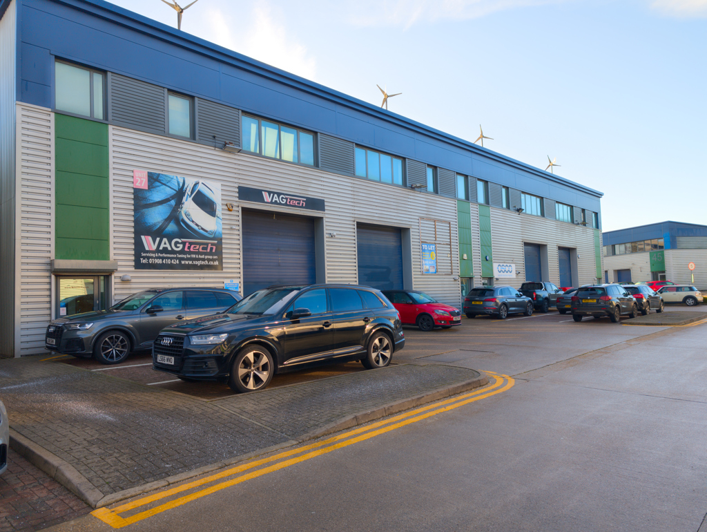3348 Sq Ft, Goulds Close, Milton Keynes, MK1 - Available, Image 4