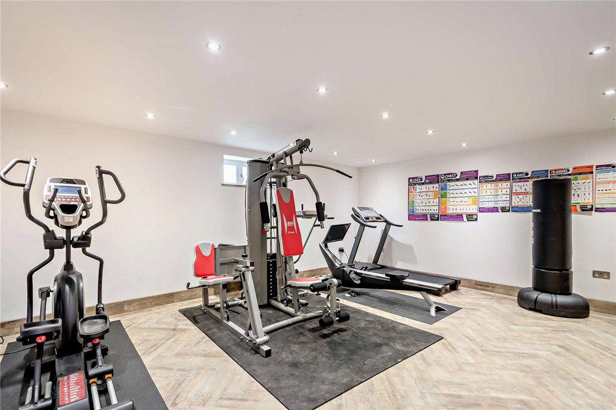 5 bedroom House, Main Street, Ledston, WF10 - Available, Image 11