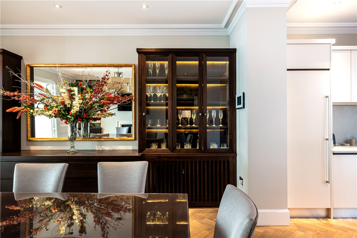 6 bedroom House, Chesterfield Hill, Mayfair, W1J - Available